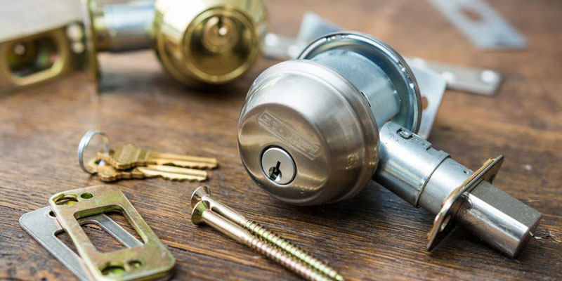 Making Key with the help of Lock - Locksmiths Abu Dhabi
